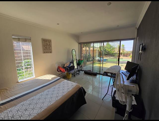 4 BEDROOM FREEHOLD FOR SALE IN BASSONIA
